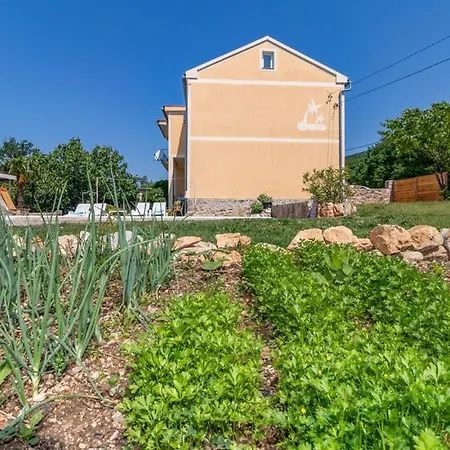 בית נופש Mediterania *